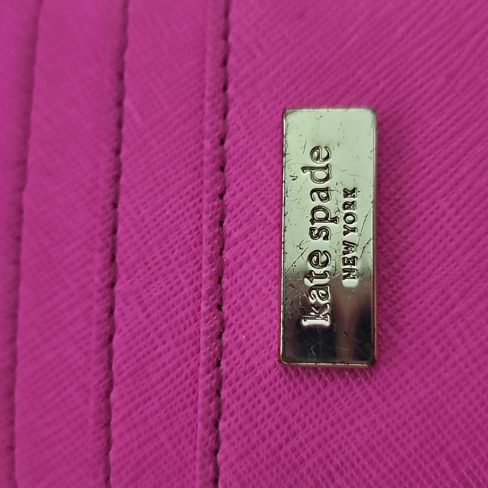 💓Kate Spade Vibrant Pink ID Holder - Picture 2 of 5